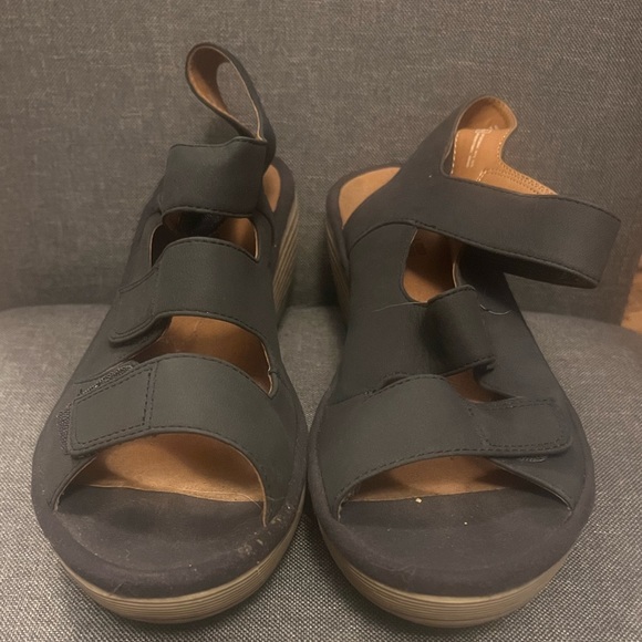 Clarks Velcro Top Wedge Sandals - Picture 2 of 2